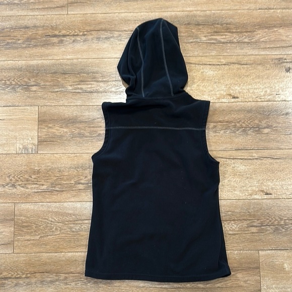 Mountain Hardware Black Fleece Hooded Women’s Vest Size Medium - Picture 4 of 8